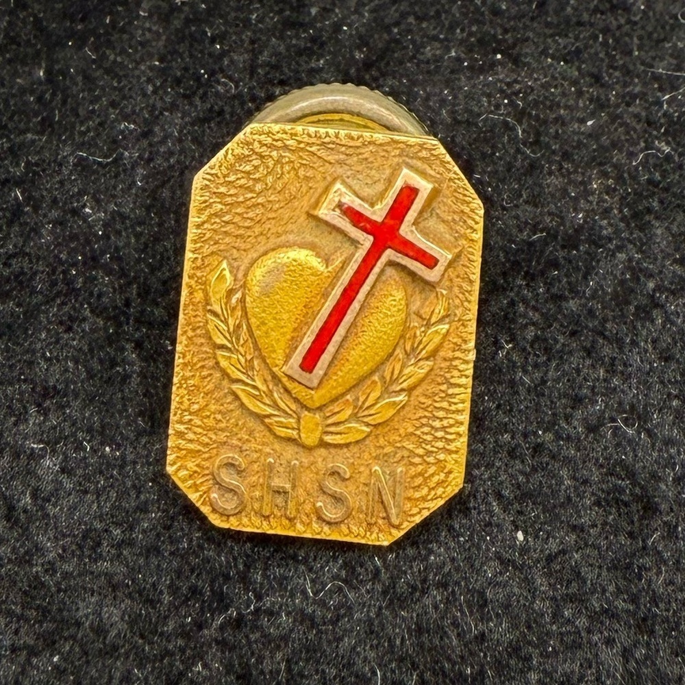 Vintage Sacred Heart of Jesus Christ Catholic Lapel Pin – Stamped CJ 63